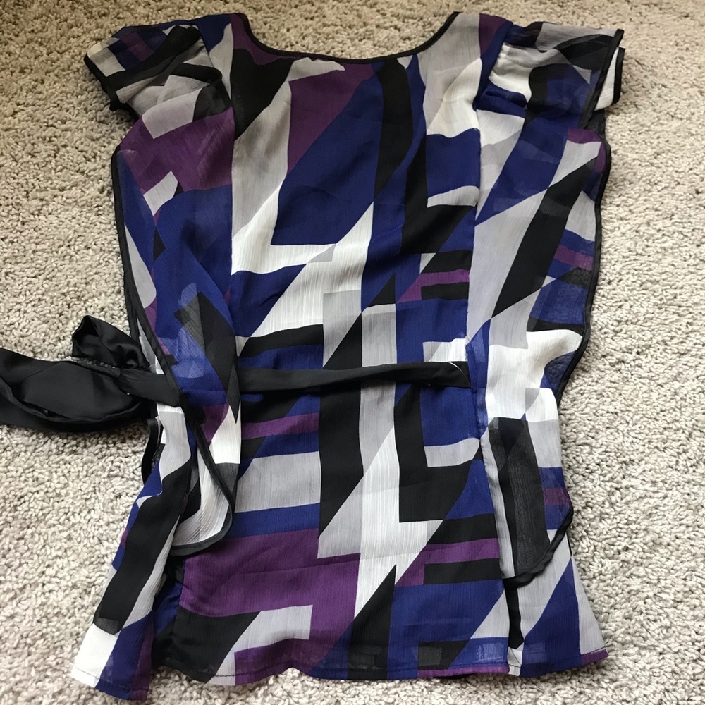 Byline Byer Color Block Ruffle Top - Size Large - image 2